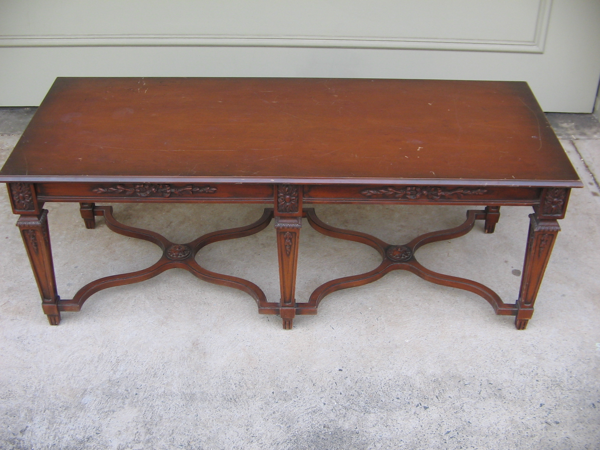 6 legged coffee table | InstAppraisal